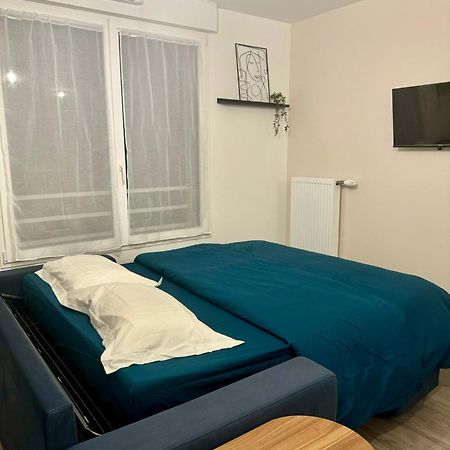 Studio Moderne Et Tout Equipe, Proche Du Rer, Paris & Aeroport D'Orly En 20 Min, Lit Bebe Sur Demande Vitry-sur-Seine Exterior foto